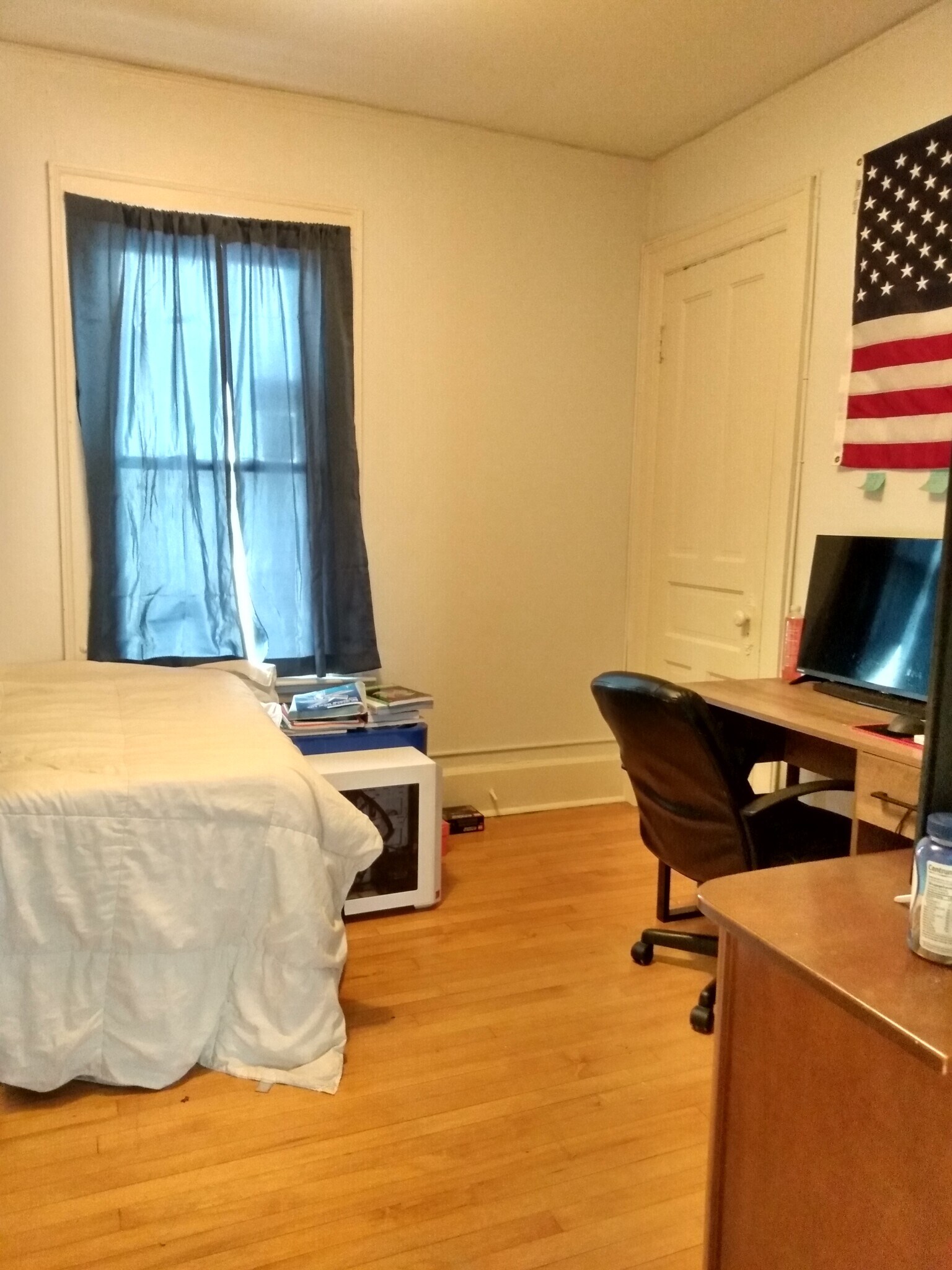 Building Photo - 2837 N Cramer St