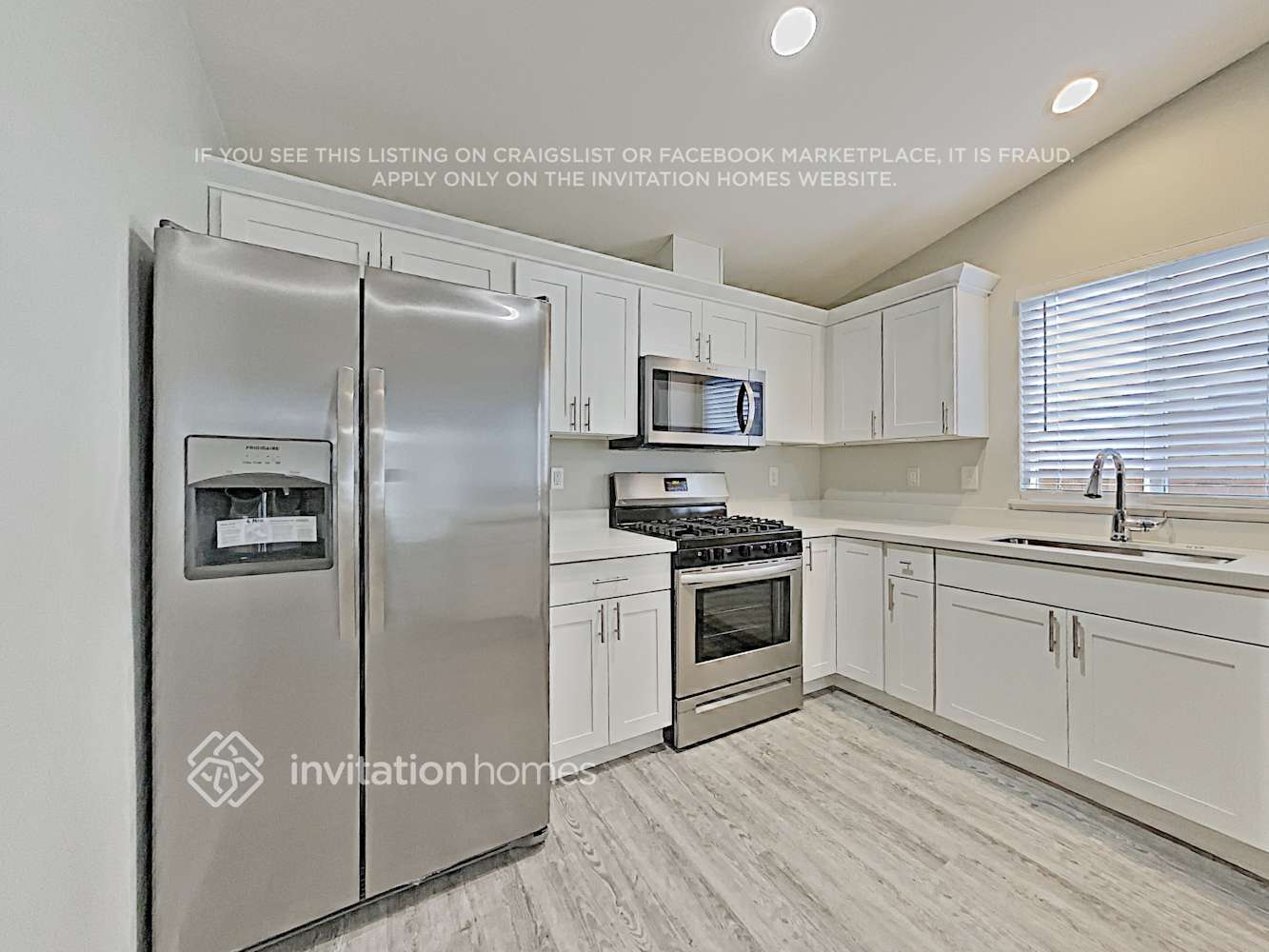 Building Photo - 19213 46th Dr NE