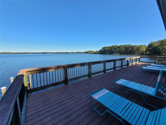 Building Photo - 1160 Calle Del Norte