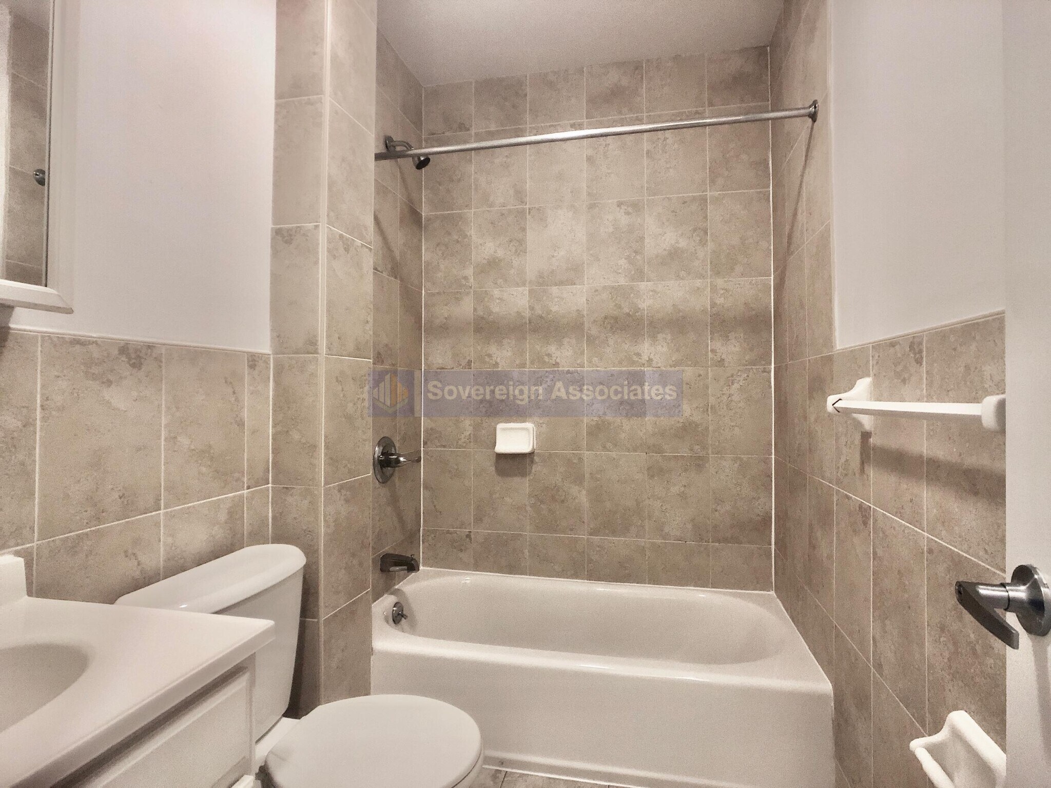 Building Photo - 270 Fort Washington Ave