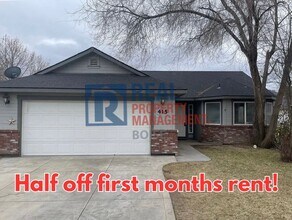 Building Photo - Half Off First Months Rent-3 Bedroom Singl...