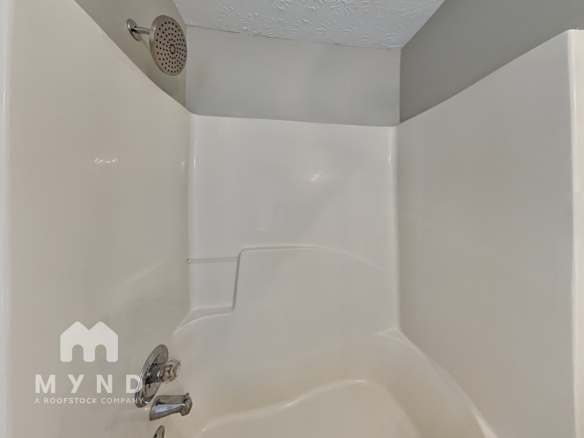 Building Photo - 2993 Falling Water Pt