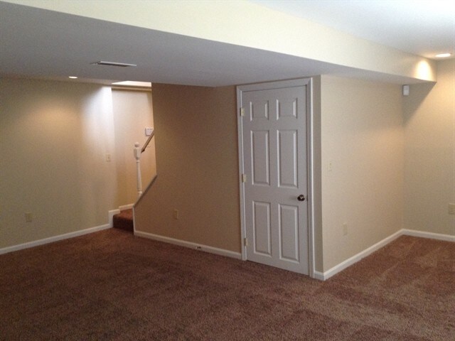 Building Photo - 8460 Moonstone Ct