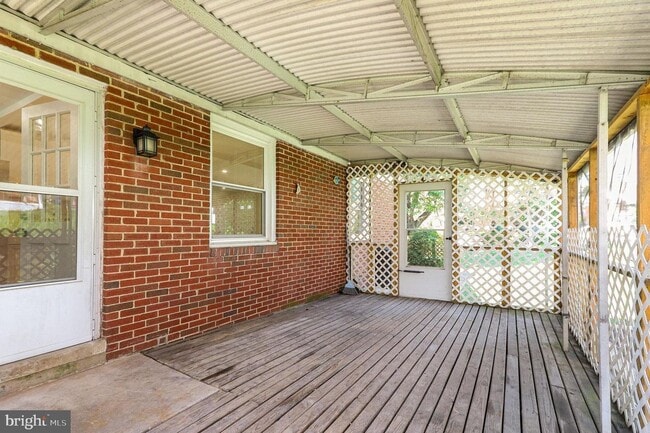 Building Photo - Renovated Rancher for rent in Rosedale!
