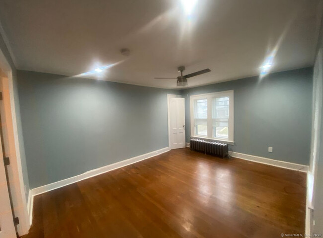 Building Photo - 751 Cooke St