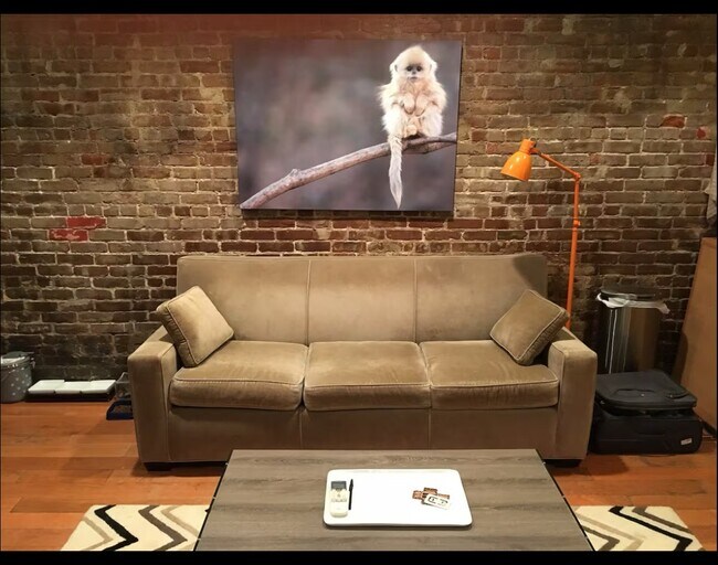 Building Photo - 119 W 80th St