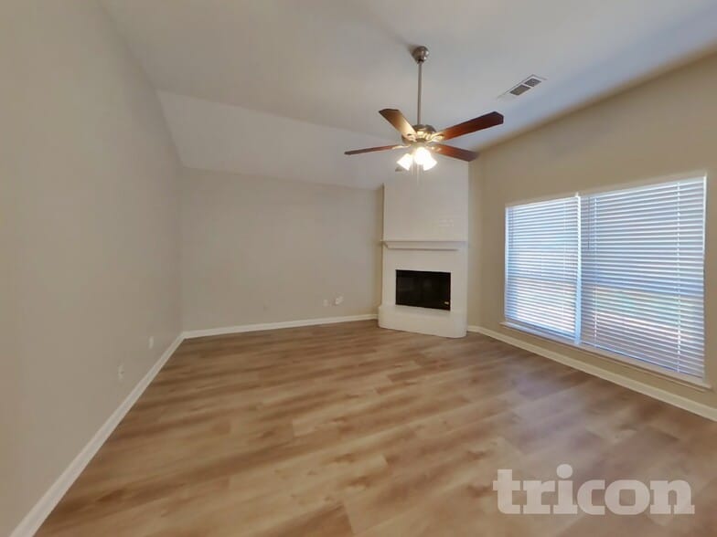 Building Photo - 1106 Castleman Dr