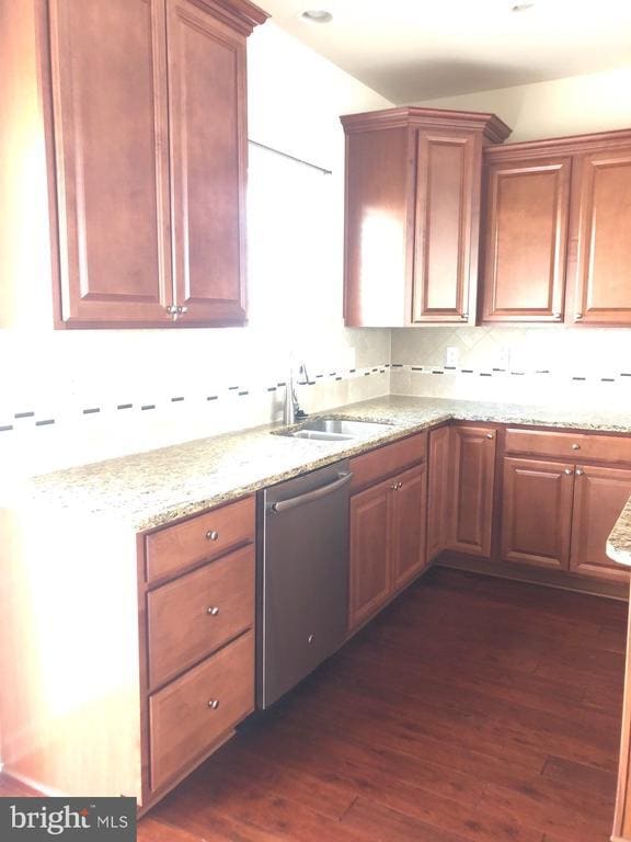 Building Photo - 7242 Brinley Way