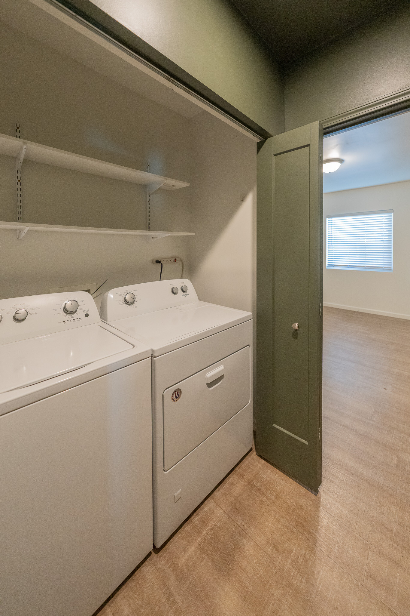 Building Photo - 7503 Camellia Ave