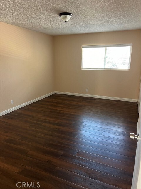 Building Photo - 4935 Sereno Dr