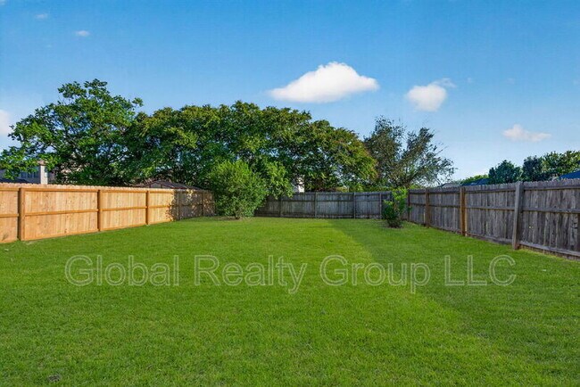 Building Photo - 7702 Fairton Pl