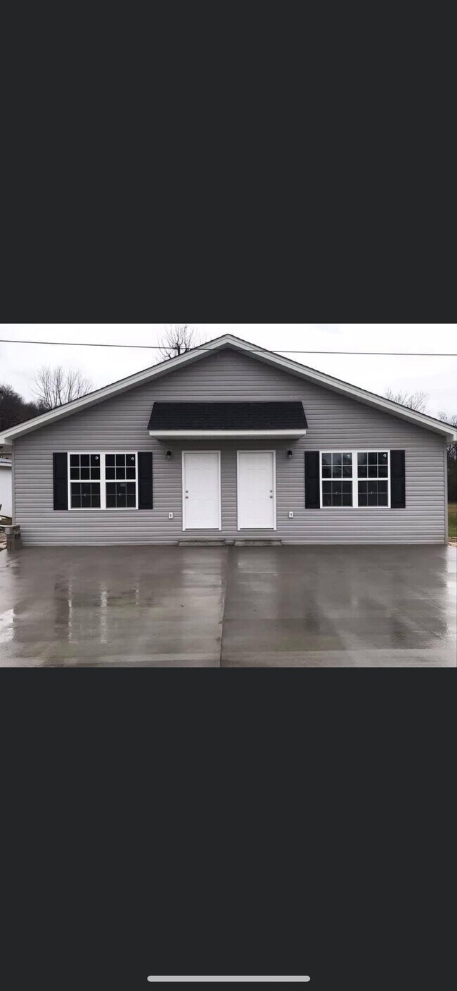 Building Photo - 21 Weesner Dr