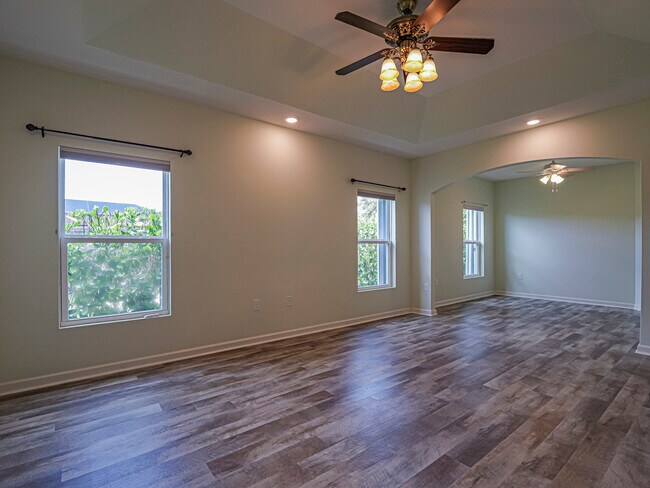 Building Photo - 1821 Berkshire Cir SW