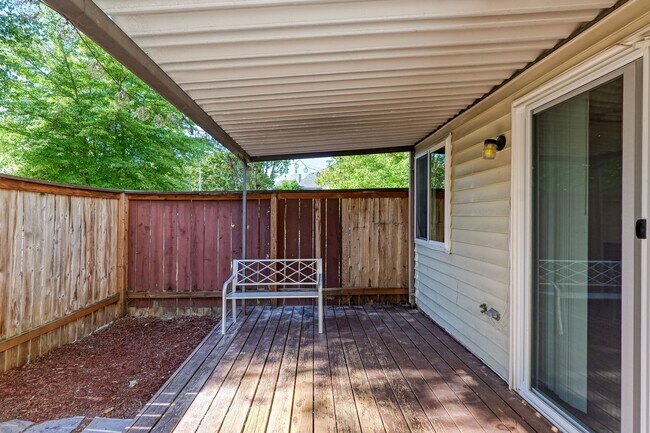 Building Photo - 5751 SW 204th Pl
