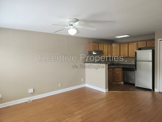 Building Photo - 4724 Walden Cir