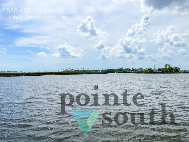 Building Photo - 15021 Innerarity Point Rd