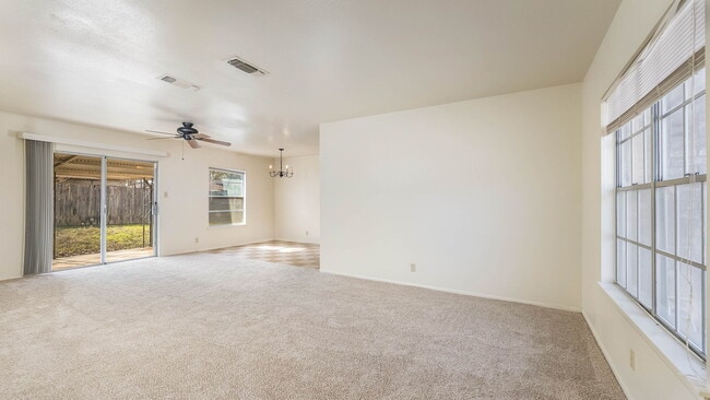 Building Photo - 4710 Casa Bello St