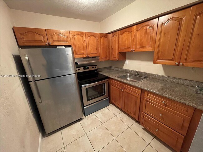 Primary Photo - 4271 NW 5th St