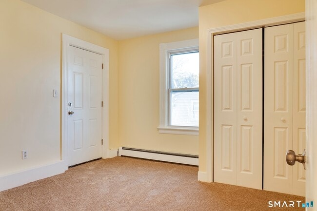 Building Photo - 303 Millville Ave