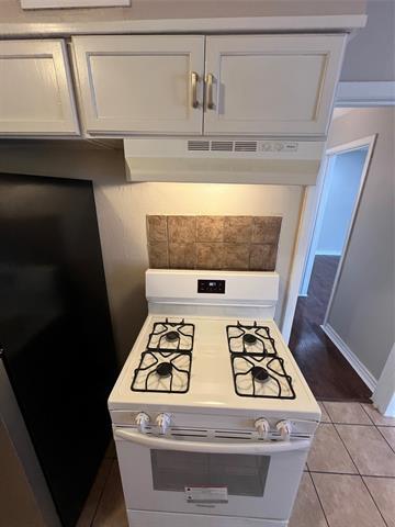 Building Photo - 2609 Costa Mesa Dr