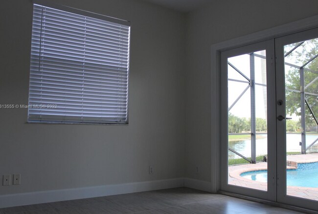 Building Photo - 2644 Miller Ct