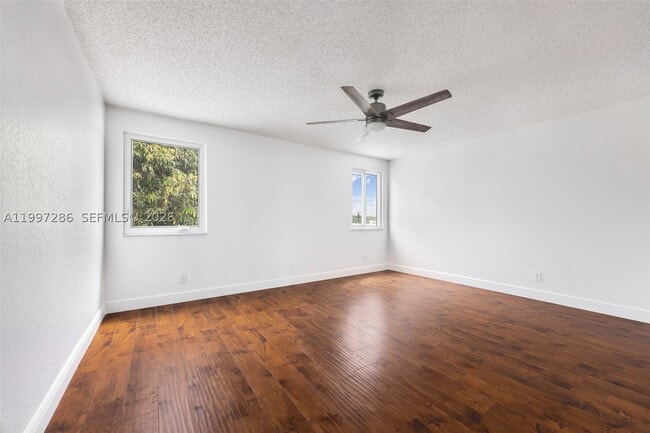 Building Photo - 8317 Bermuda Sound Way