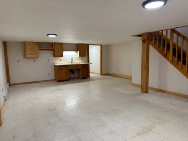 Building Photo - 171 West St