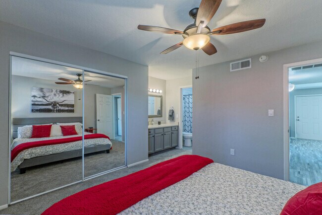 Building Photo - 3402 N 32nd St