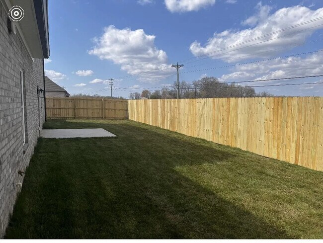 Building Photo - 7046 Shelton Ln