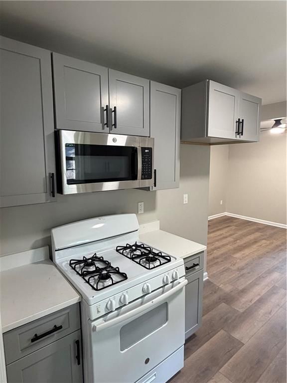 Building Photo - 1286 N Lea Ct SE