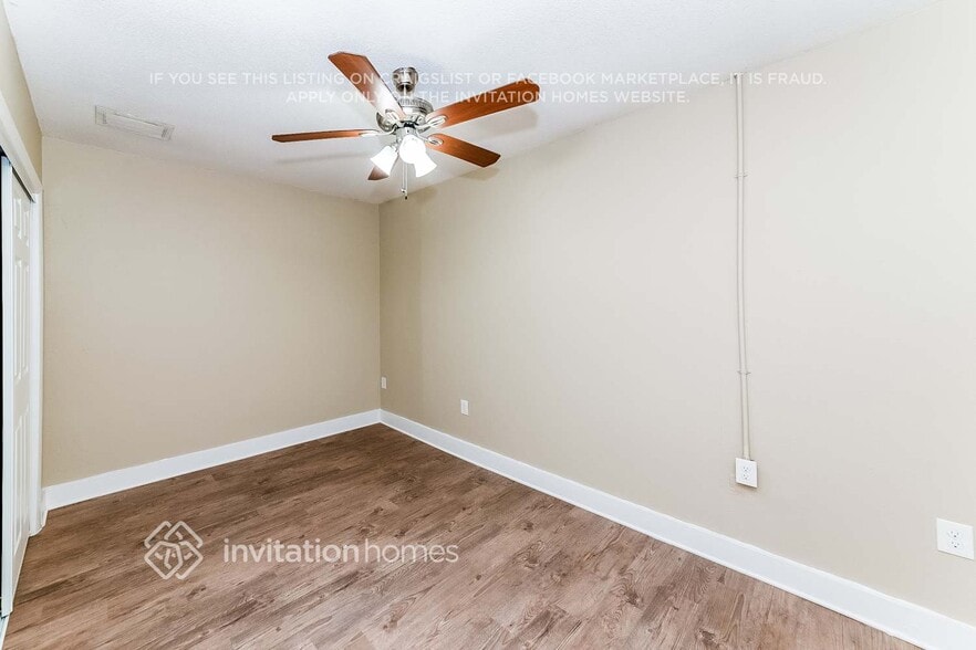 Building Photo - 6420 8th St Ct W