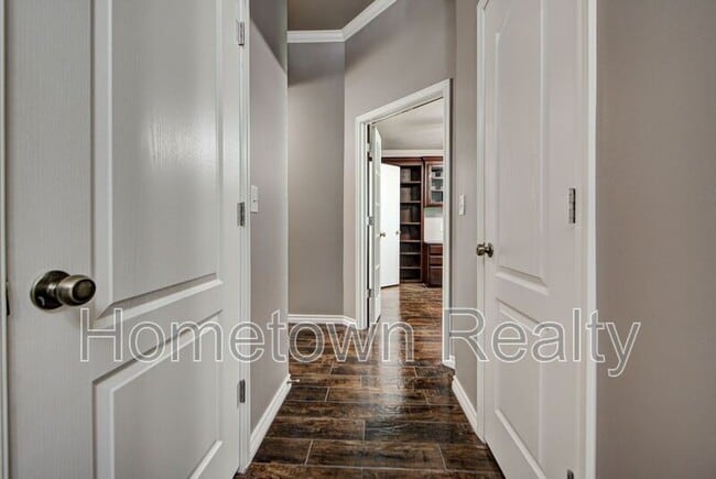 Building Photo - 4214 Topaz Cir