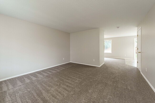 Building Photo - Ask About Specials! A/C Equipped 4 Bedroom 2.5 Bath Located in Desirable Fishers Grove - Union, S...