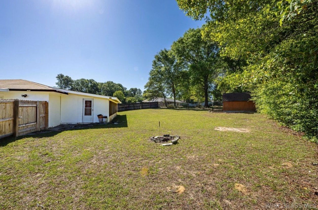Building Photo - 209 Briarhill Rd