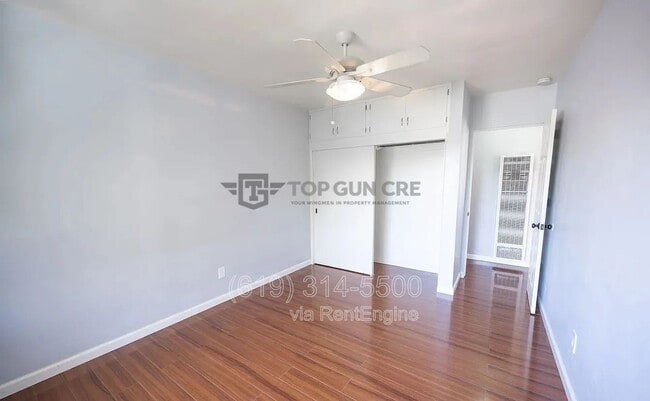 Building Photo - 4026-32 Utah St