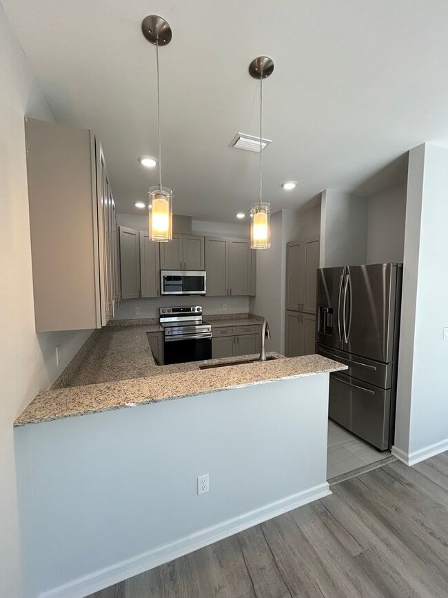 Building Photo - 2022 Trimble Rd