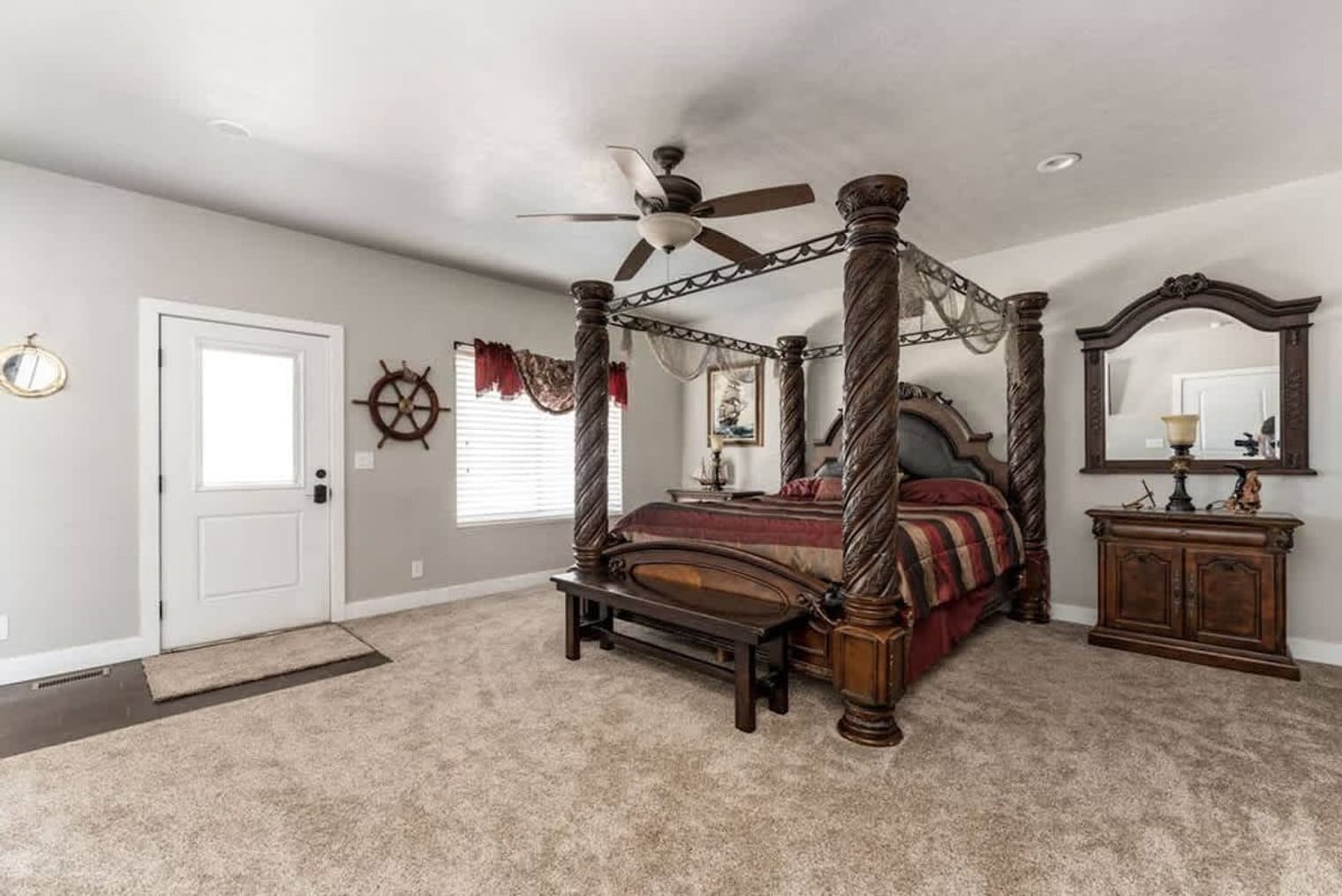 Building Photo - 358 S Wrangler Ct