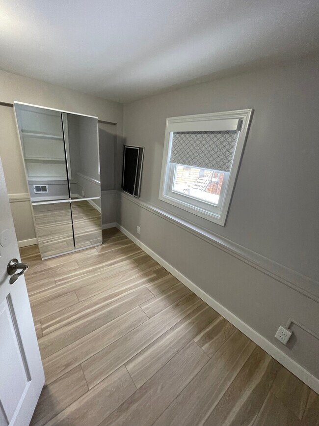 bedroom - 919 Pennsylvania Ave