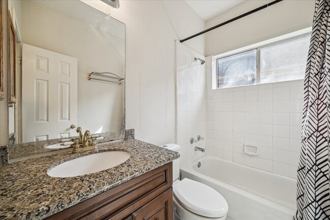 Building Photo - 119 Lissa Ln