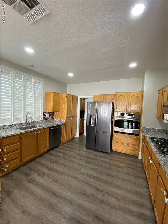 Building Photo - 277 Canyon Spirit Dr