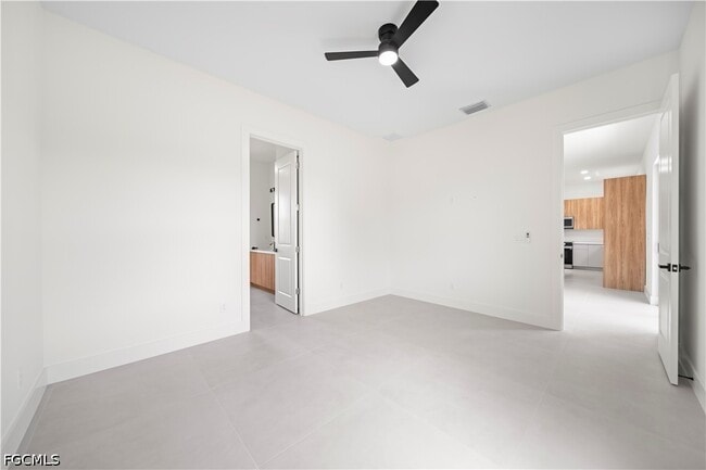 Building Photo - 2705 Darlene Pl