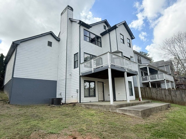 Building Photo - Hilltop