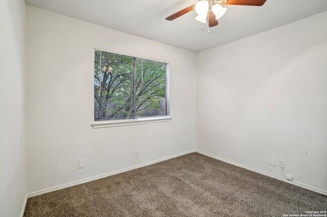 Building Photo - 6222 Candleview Ct