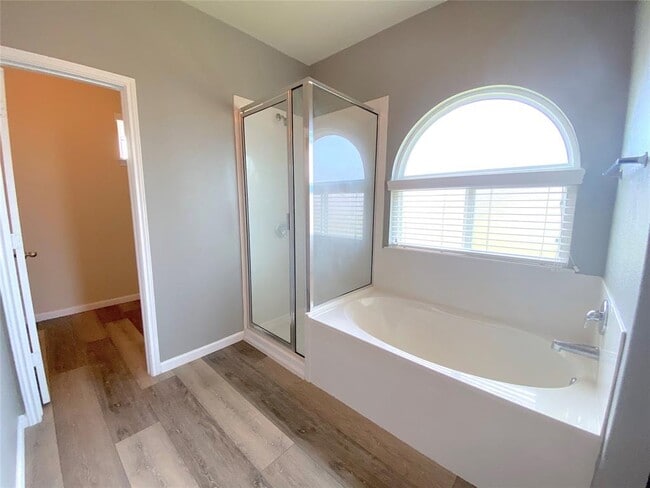 Building Photo - 122 Liard River Rd