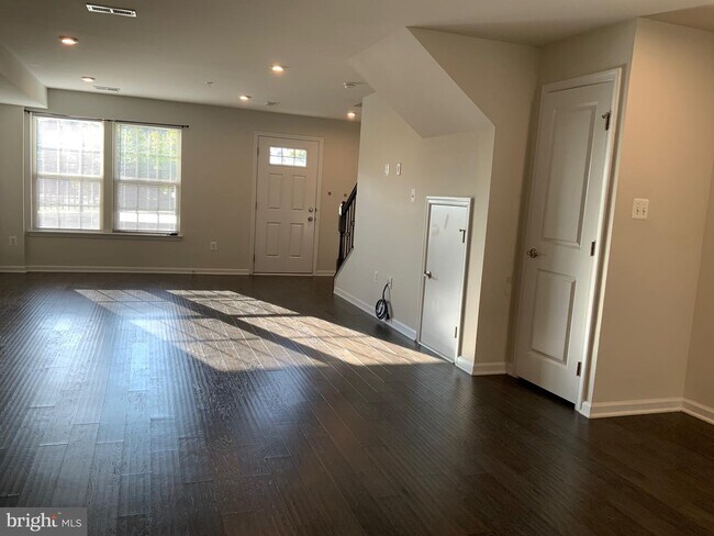 Building Photo - 13713 Little Seneca Pkwy