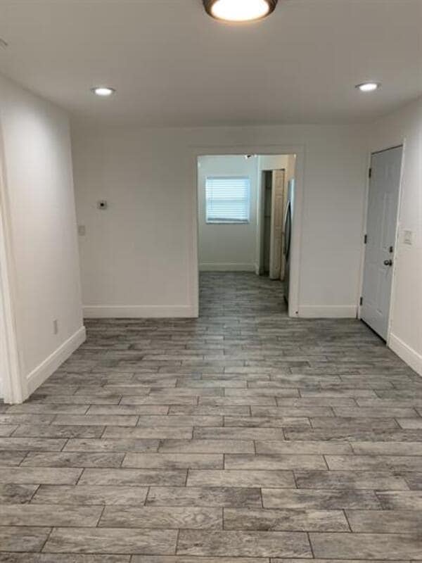 Building Photo - 4908 W Ingraham St