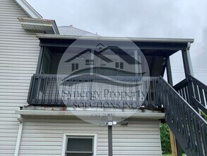 Building Photo - Lexington Ave 137 - 137 1/2