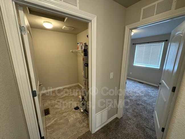 Building Photo - 10782 Yuba Dr