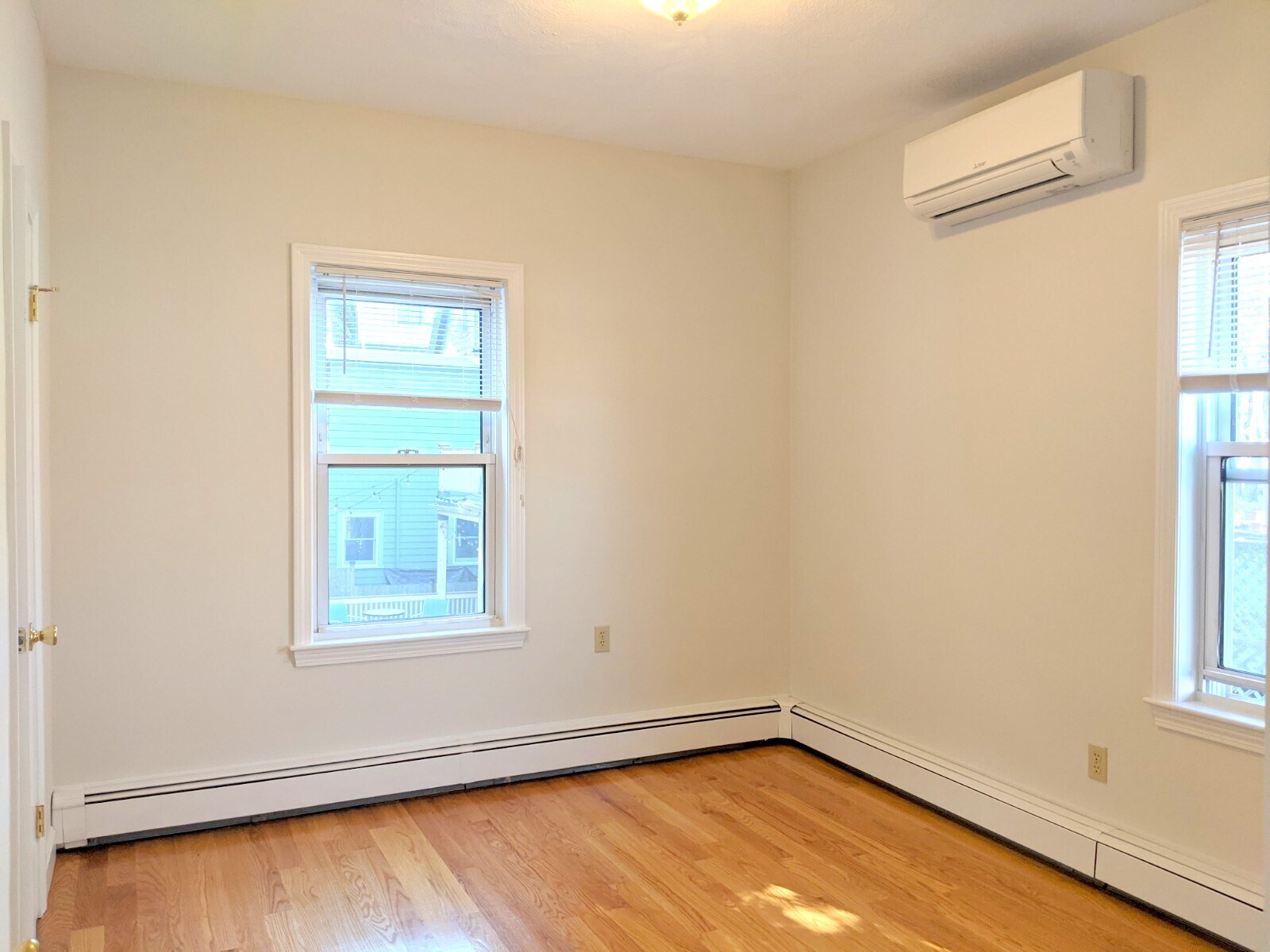 Building Photo - 942 Broadway