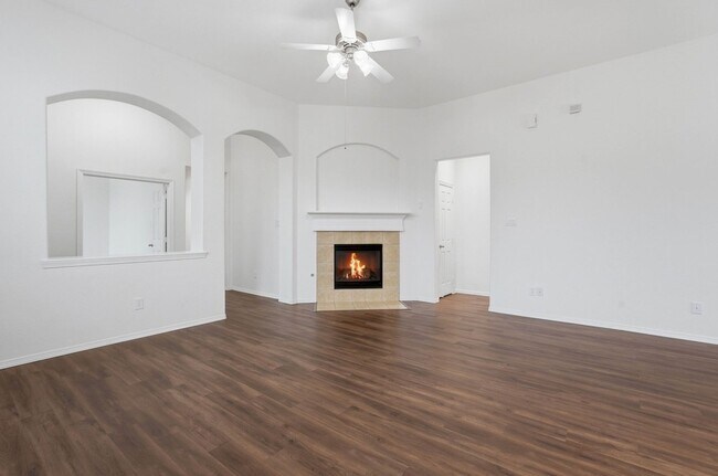 Building Photo - 18612 Syndee Loch Ct